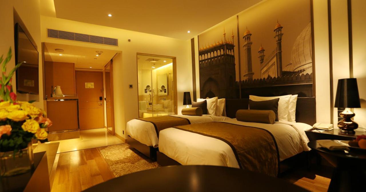 Superior Twin - 15% off on One-way Airport Transfers, Spa, Food & Beverage & Laundry